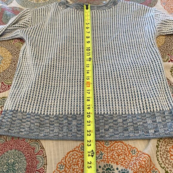 A New Approach a.n.a. Sweater Women’s Size Medium Round Neck Pullover Light - Picture 11 of 11